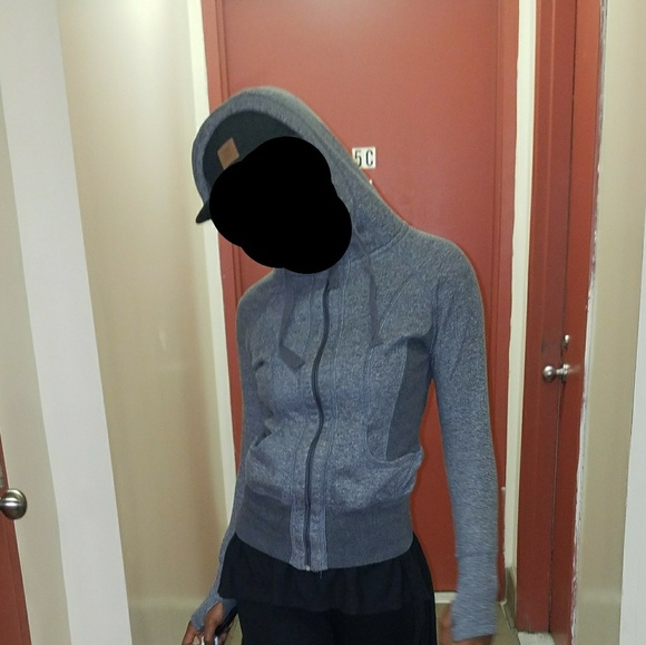 *SOLD* GUC GREY HOODIE SWEATSHIRT - Picture 8 of 8